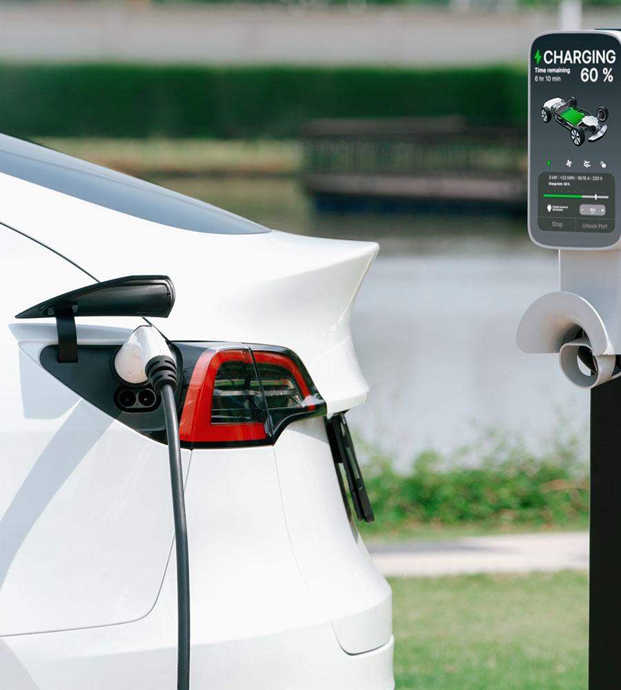 Veículos Híbridos e Elétricos